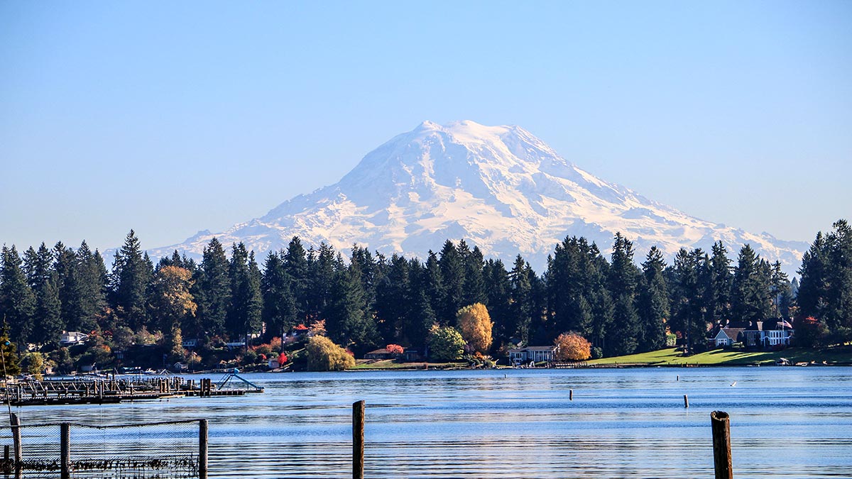 Mount Rainier from American Lake, Lakewood, WA (photo courtesy of the City of Lakewood)